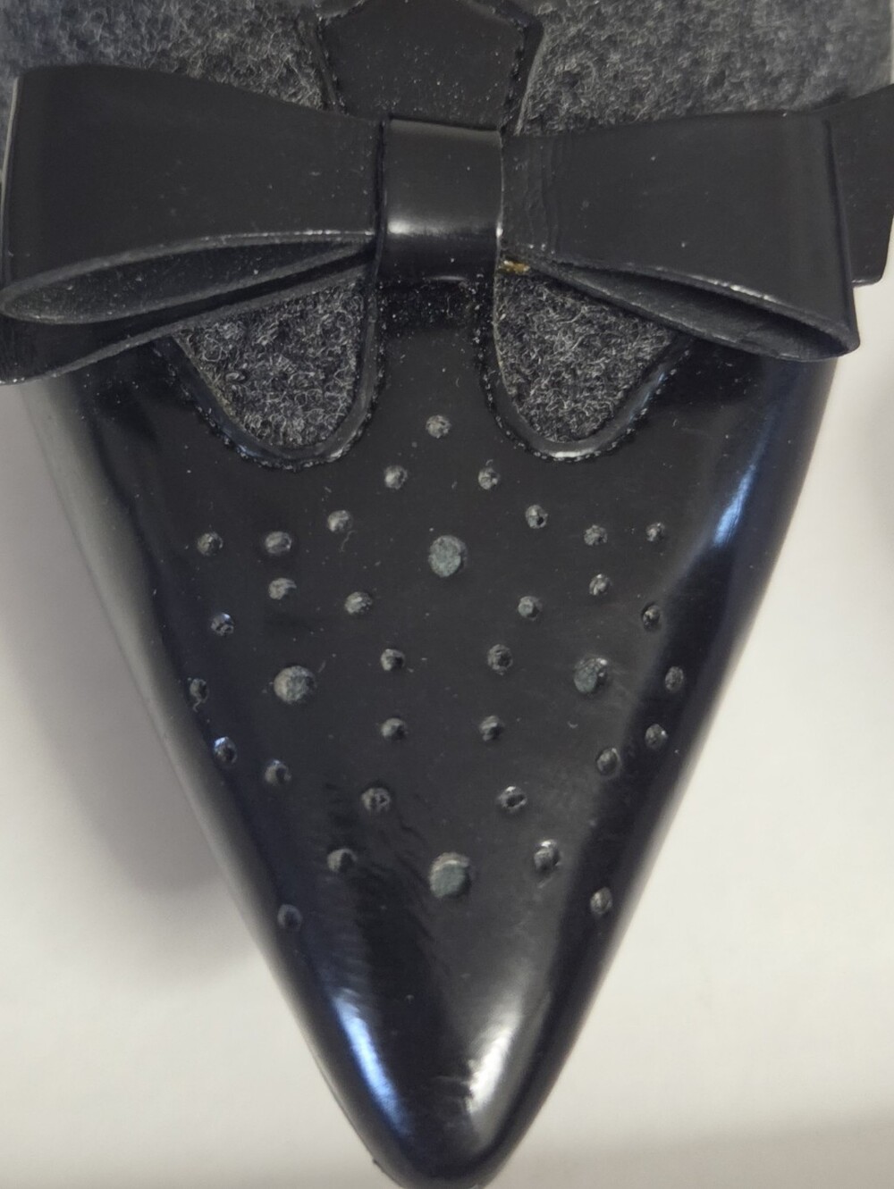 Stuart Weitzman  Stuart Weitzman Wingtip Fall Winter Kitten Heels 8.5 - Picture 2 of 6